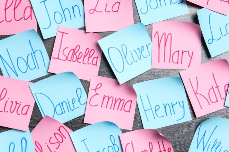 Pros and Cons of Giving Your Baby a Unique Name